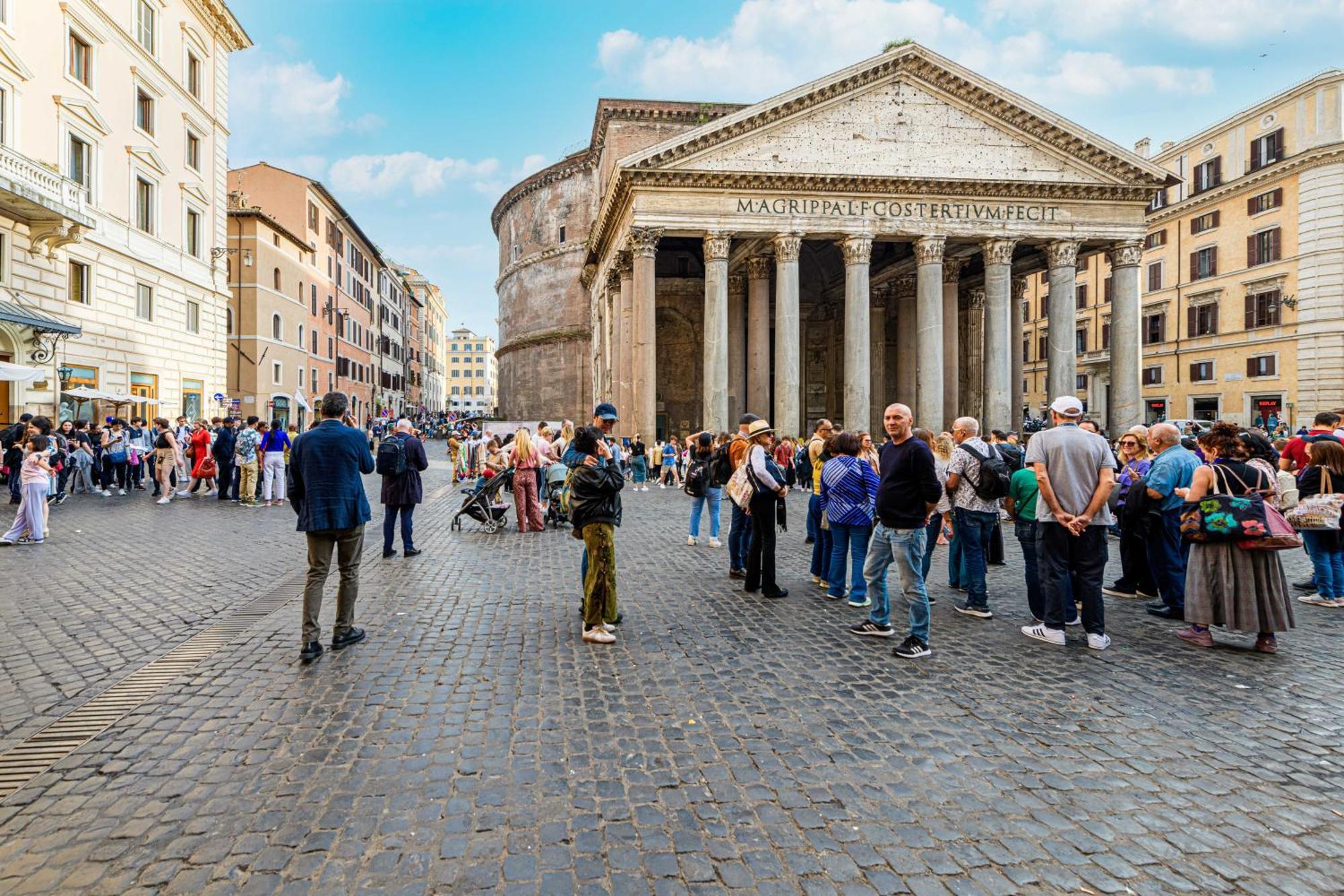 Deluxe Apartments Pantheon Rome Exterior photo